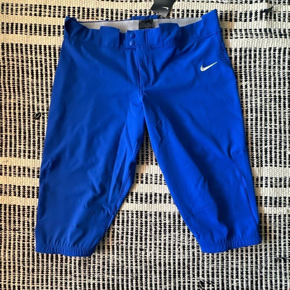 Nike Size XL Blue Women’s Softball Shorts NWT
